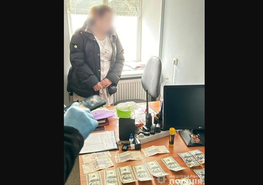 Відстрочка від призову за $3000: спільники з Полтавщини допомагали продавати чоловікам інвалідність