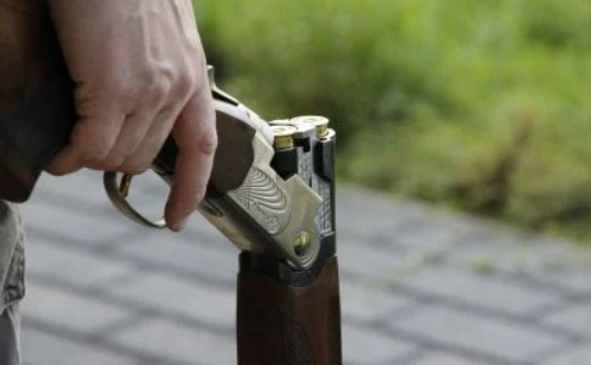Жінка вбила з рушниці сусідського кота на Полтавщині