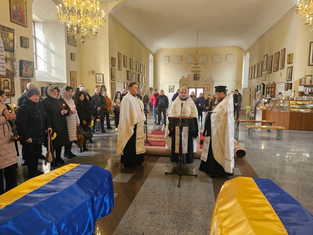Полтавська громада попрощалася із загиблими Героями