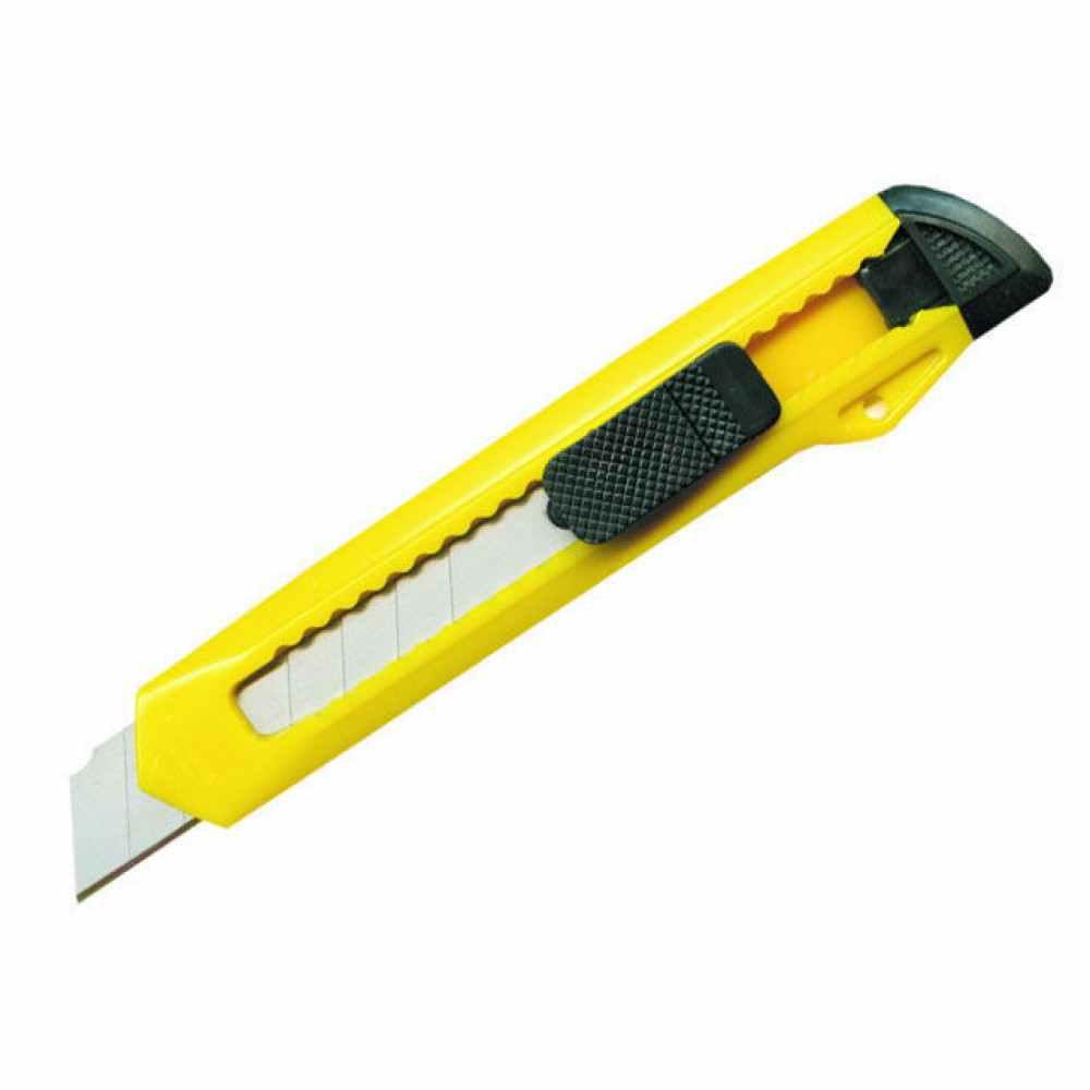 Самогубство чи випадковість: у Лубенському райвідділі поліції працівниця канцелярії поранилась ножем