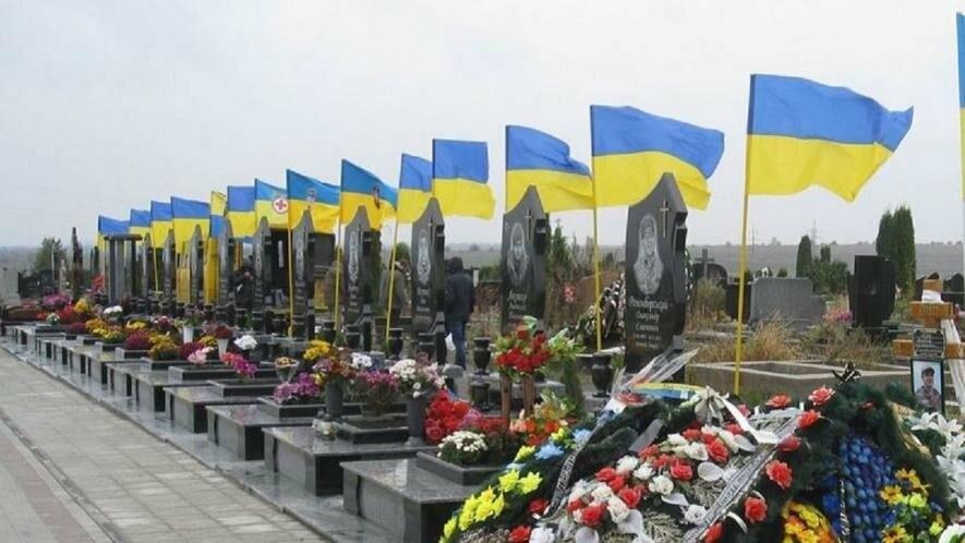 Кладовище на Затурино будуть розширювати: експерти кажуть, воно не впливає на підземні води