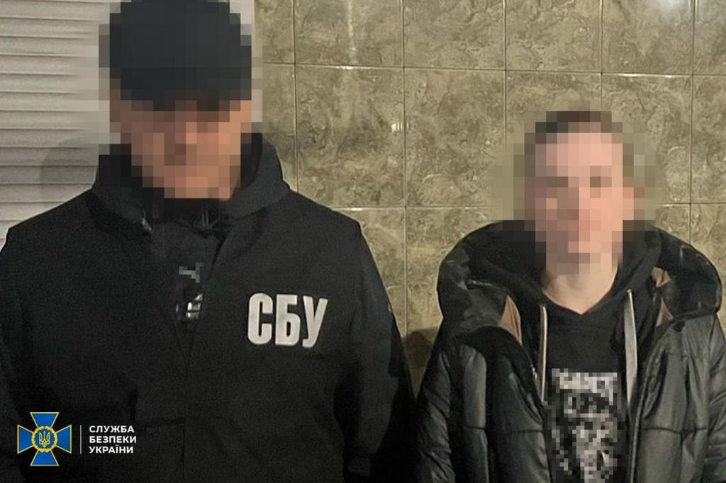 Агентка РФ на Полтавщині готувала теракти біля ТЦК та райвідділу поліції