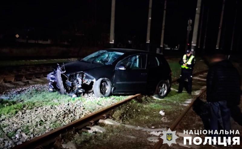 У Полтаві п’яний водій вилетів на залізничний переїзд