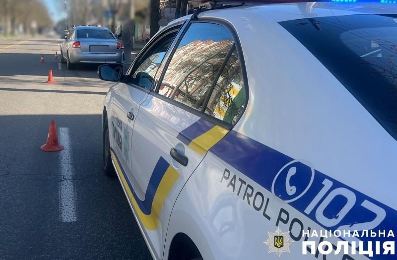 У Кременчуці 10-річна дівчинка потрапила під колеса легковика