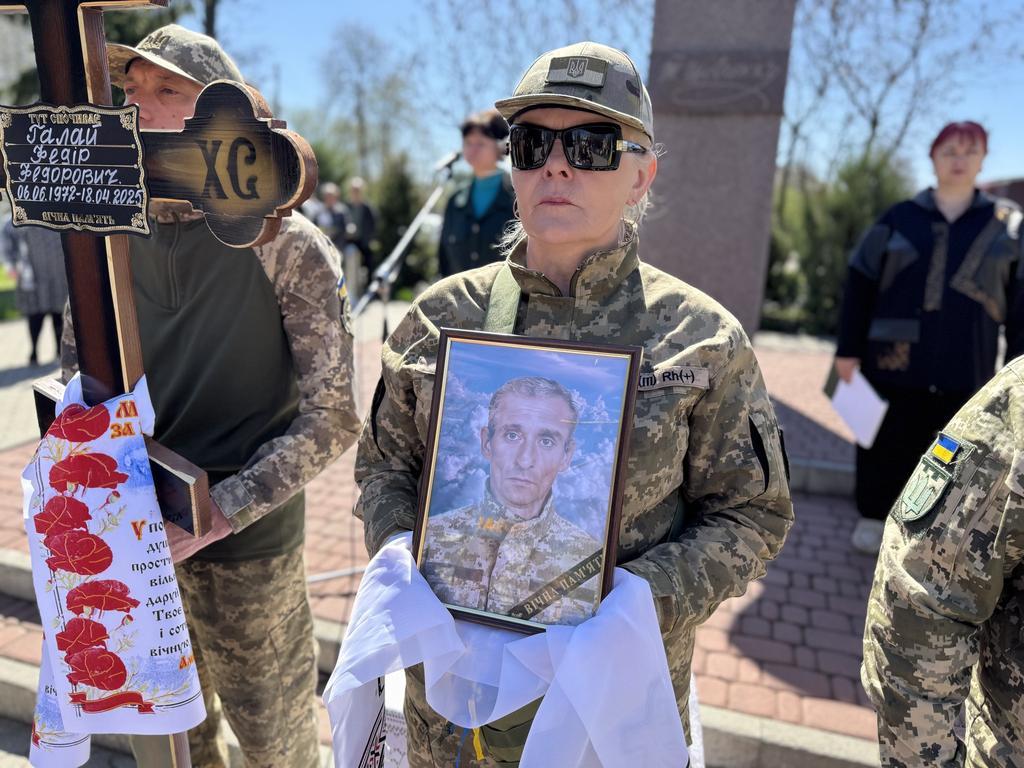 У Хоролі попрощалися з ветераном АТО, російсько-української війни Федором Галаєм