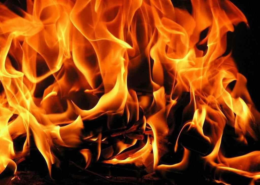 У Кременчуці горіла квартира на 9-му поверсі