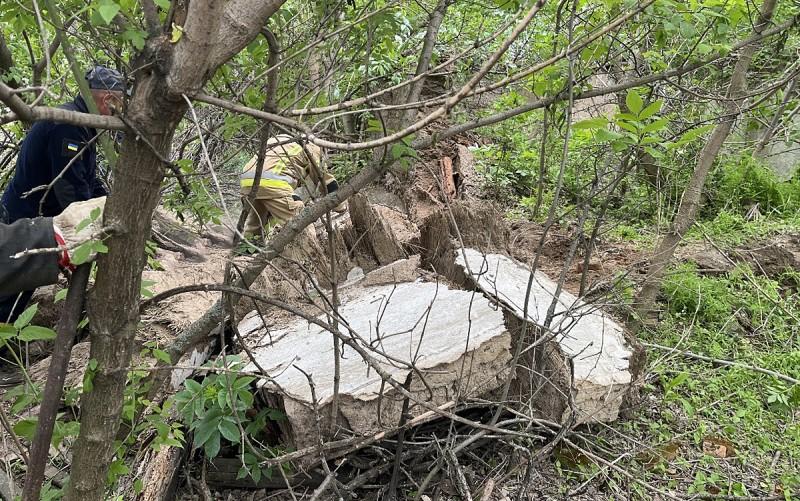 Трагедія в Оржицькій громаді: чоловіка привалило стіною
