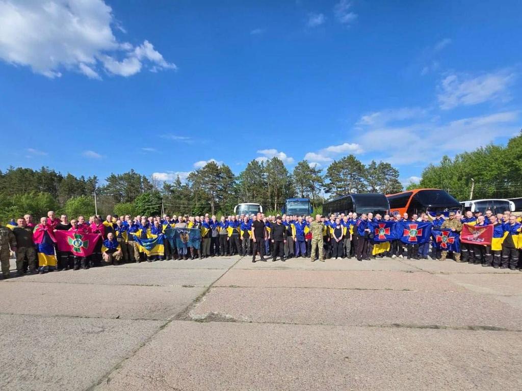 Україна повернула 390 захисників і цивільних з полону: серед них — жителі Полтавщини