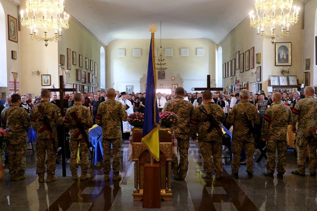 Полтавська громада провела в останню дорогу загиблих Героїв