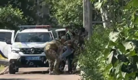 У Полтаві силою затримували чоловіка: пояснення від ТЦК