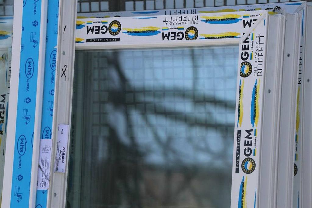 Постраждалим будинкам внаслідок обстрілу у Полтаві замінять понад 400 вікон