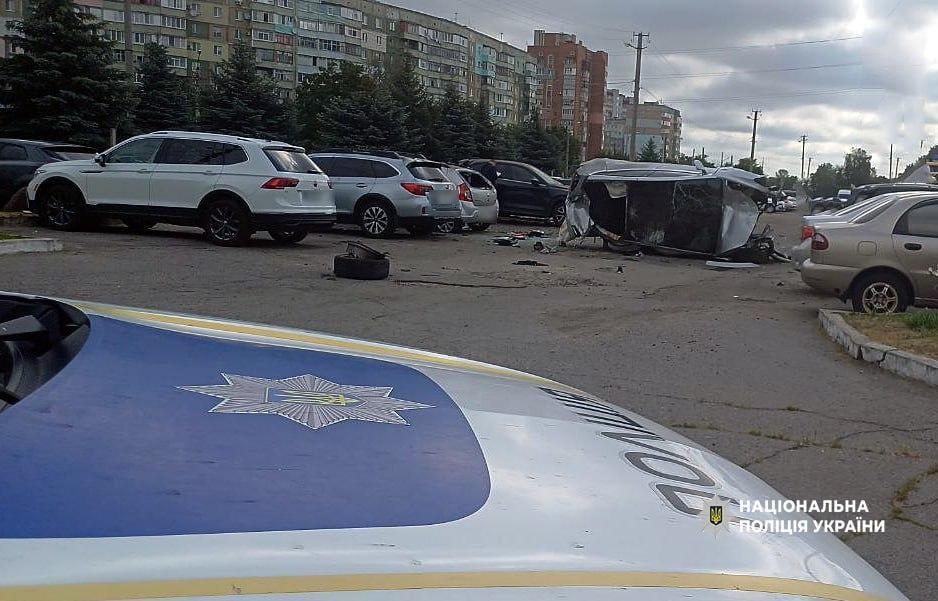Водієві автомобіля «Tesla», причетному до ДТП у Полтаві повідомили про підозру