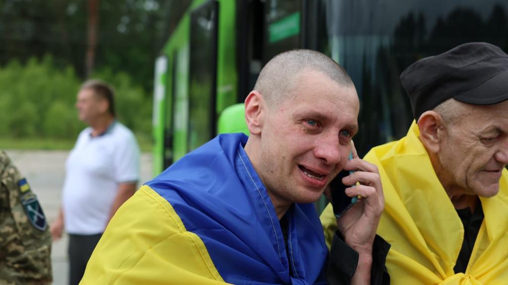 Україна повертає з полону важкопоранених та тяжкохворих Захисників - черговий етап великого обміну