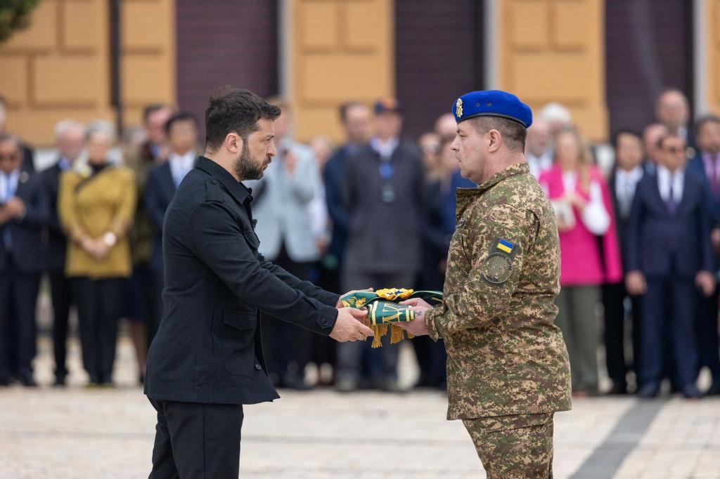 Президент України з нагоди Дня Конституції нагородив Полтавську бригаду