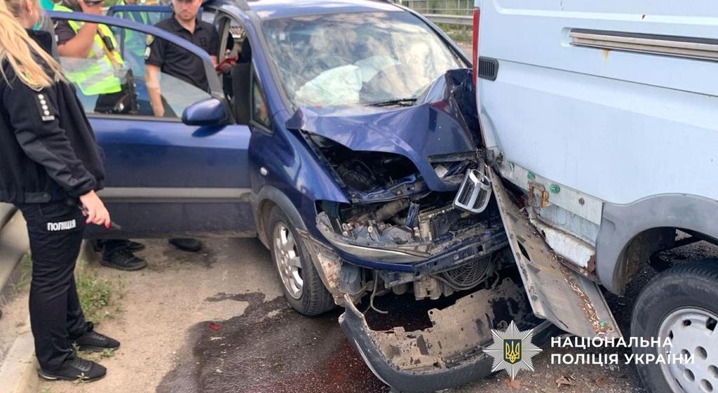 Смертельна ДТП на Полтавщині: легковик зіткнувся з мікроавтобусом