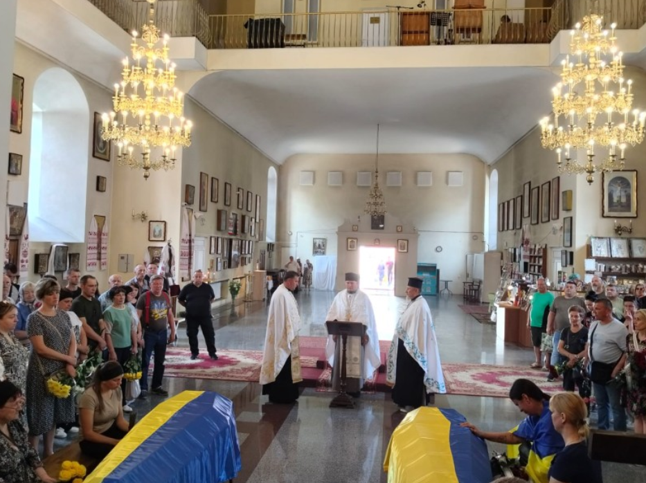 Полтавська громада попрощалась із загиблими захисниками України