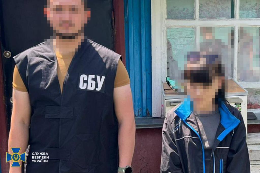 Дві полтавки готували теракти проти суддів і волонтерів на замовлення Росії