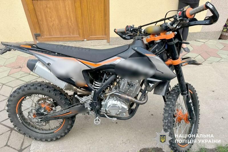 На Полтавщині 15-річна дівчина потрапила в ДТП на мотоциклі