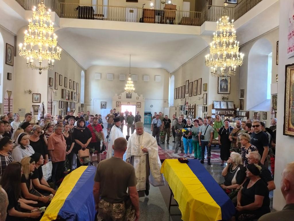 Полтавська громада попрощалась із загиблими захисниками України