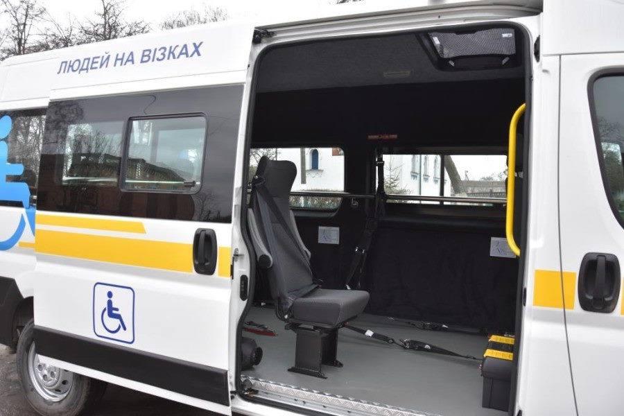 Соціальне таксі у Полтаві: для кого працює і як замовити
