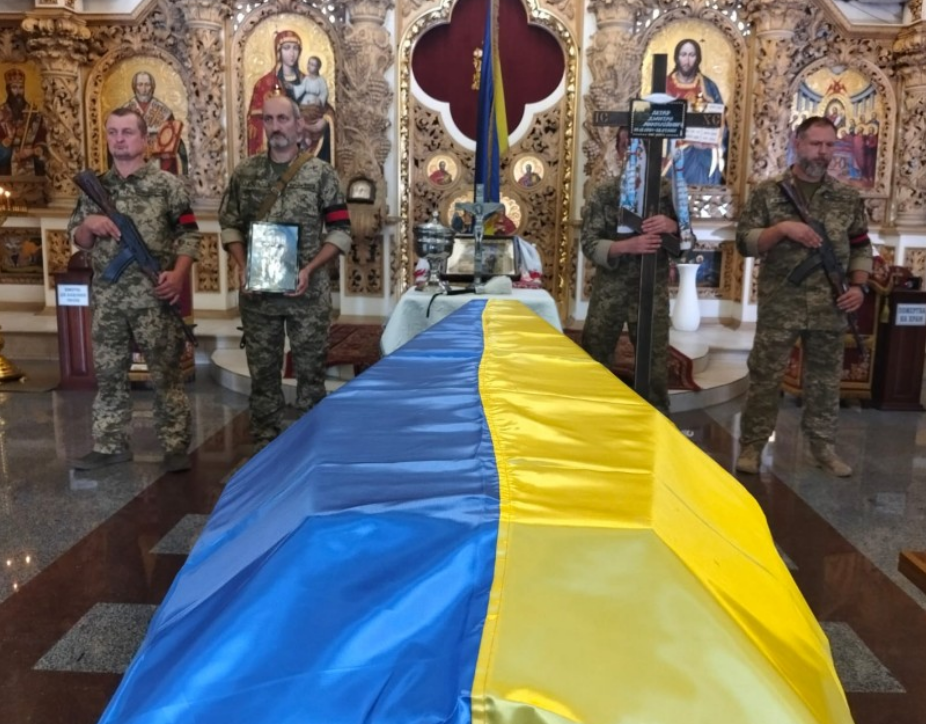 Полтавська громада попрощалась із загиблим захисником України