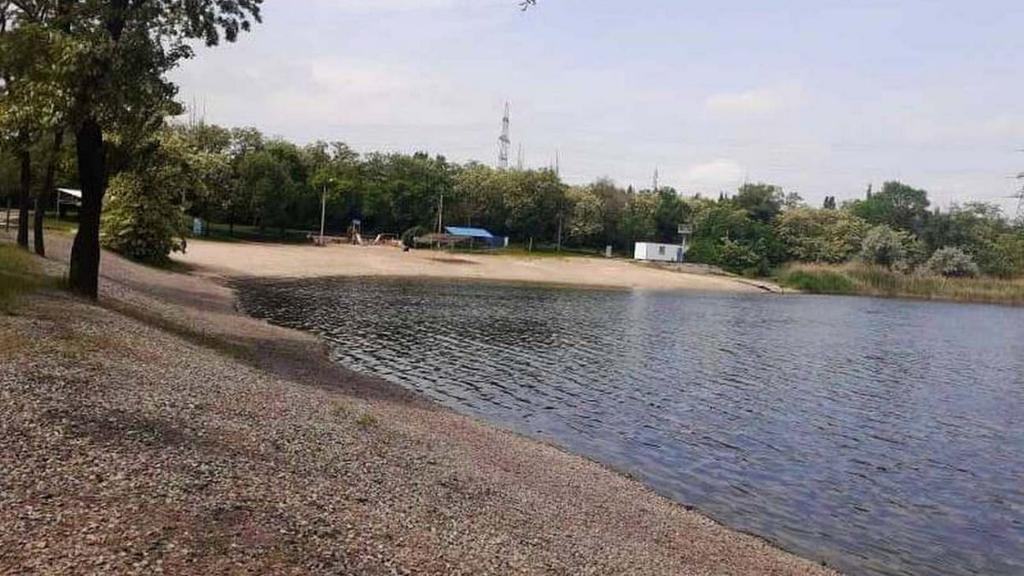 У Миргороді поблизу пляжу у водоймі виявили тіло жінки