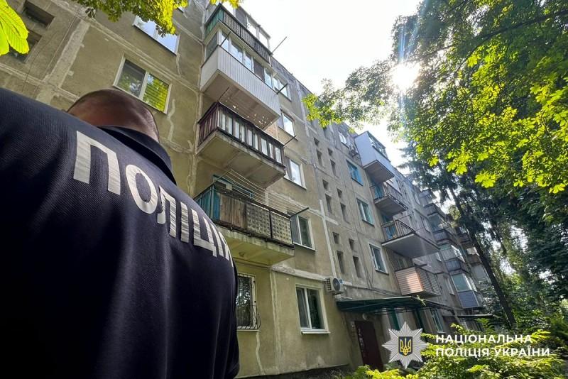 У Кременчуці 4-річний хлопчик випав з вікна четвертого поверху