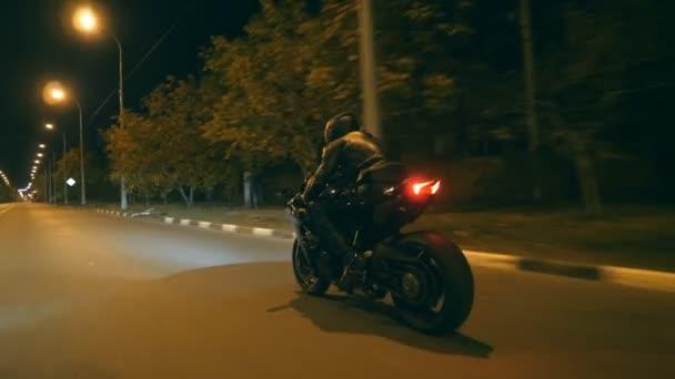 У Полтаві закликають скаржитись в поліцію на гучні мотоцикли вночі
