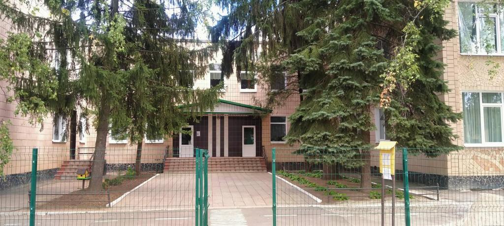 У Полтаві триває епопея з переведенням школярів спецшколи №39 в будівлю дитсадка №80 