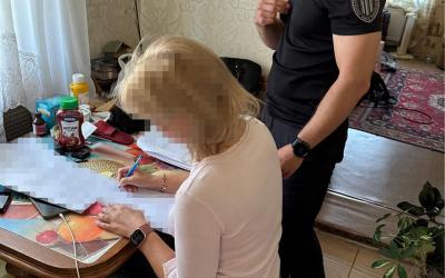 На Полтавщині військовослужбовиця замість служби їздила відпочивати за кордон