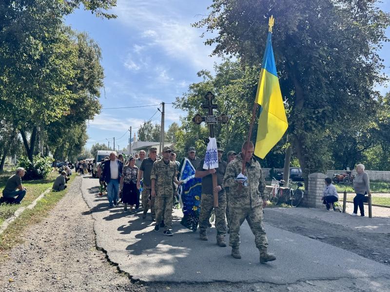Хорольщина провела в останню путь полеглого воїна Станіслава Новоселецького