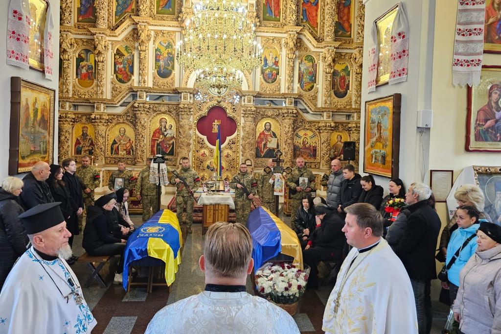 Полтавська громада попрощалась із загиблими захисниками України