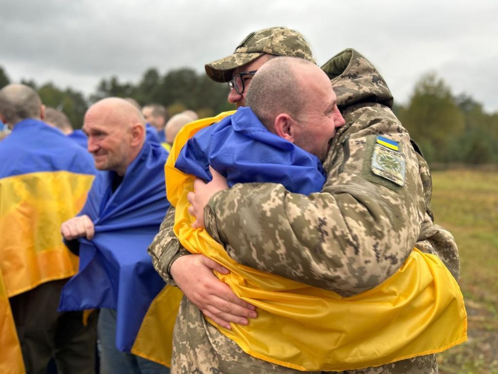 З російського полону повернулися шестеро воїнів з Полтавщини 