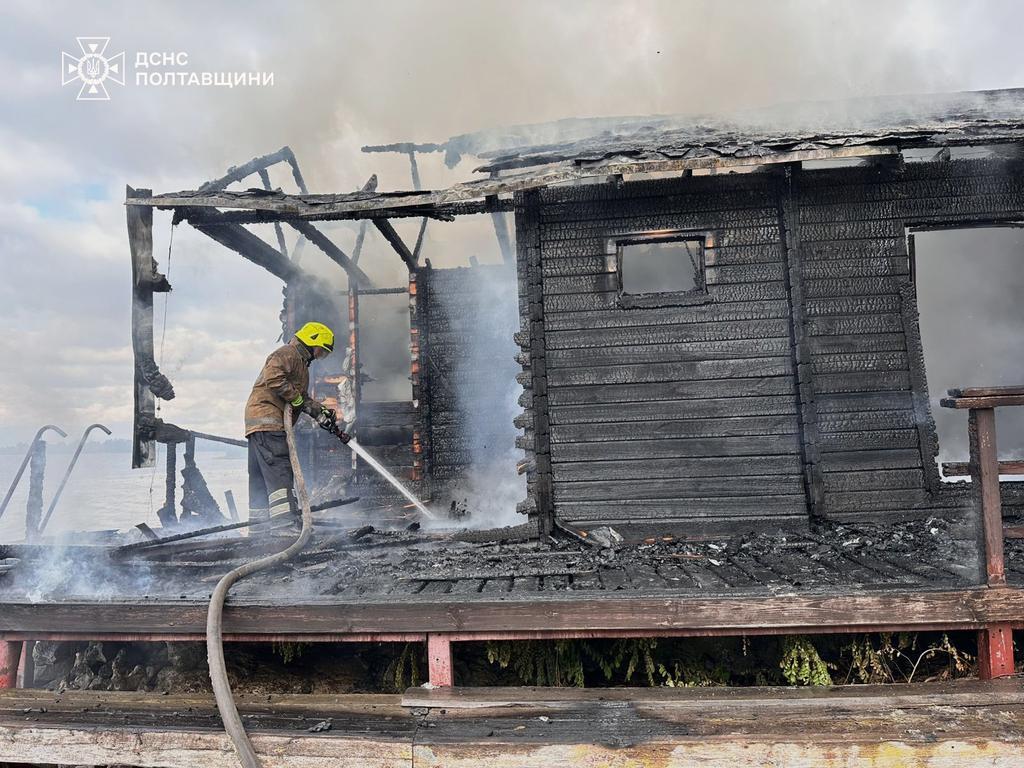 У Кременчуцькому районі горіла лазня