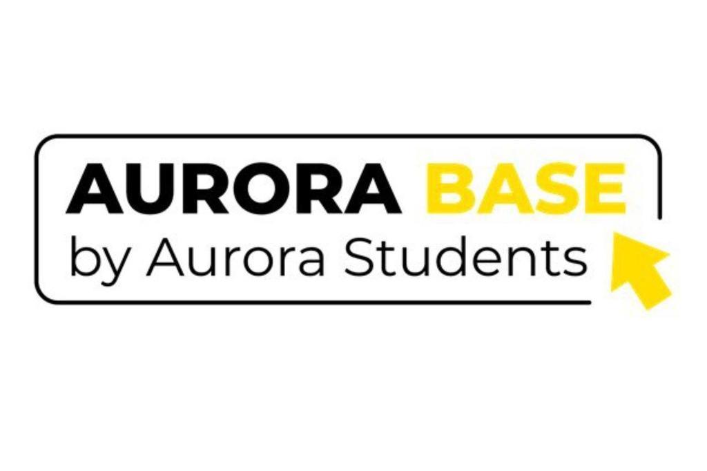Aurora Base: нова освітня програма для молоді
