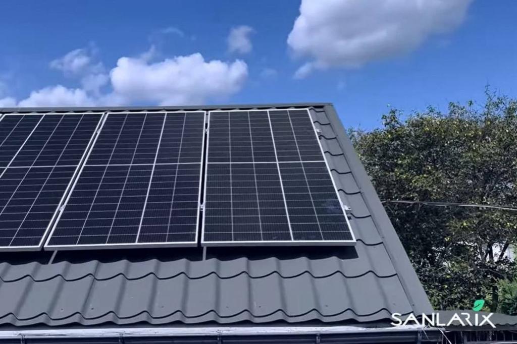 Все, що треба знати про встановлення сонячних панелей на дачі