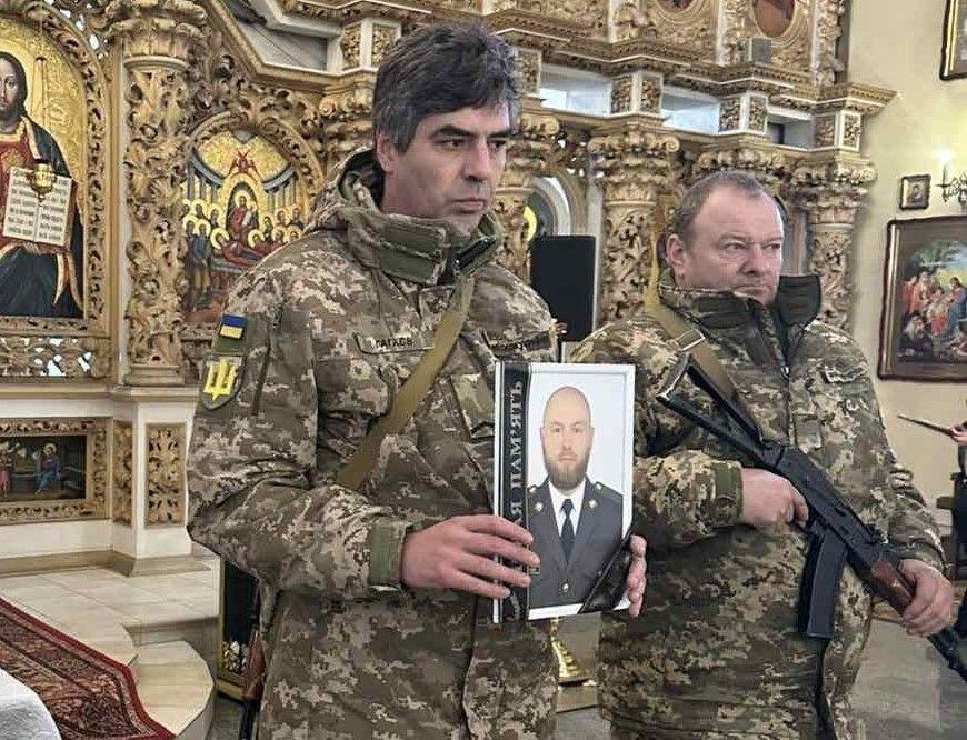 Полтавська громада попрощалась із загиблим захисником України