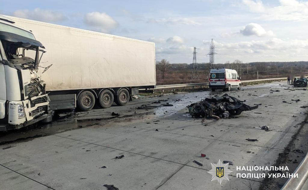 Смертельна ДТП на Полтавщині: загинуло двоє людей