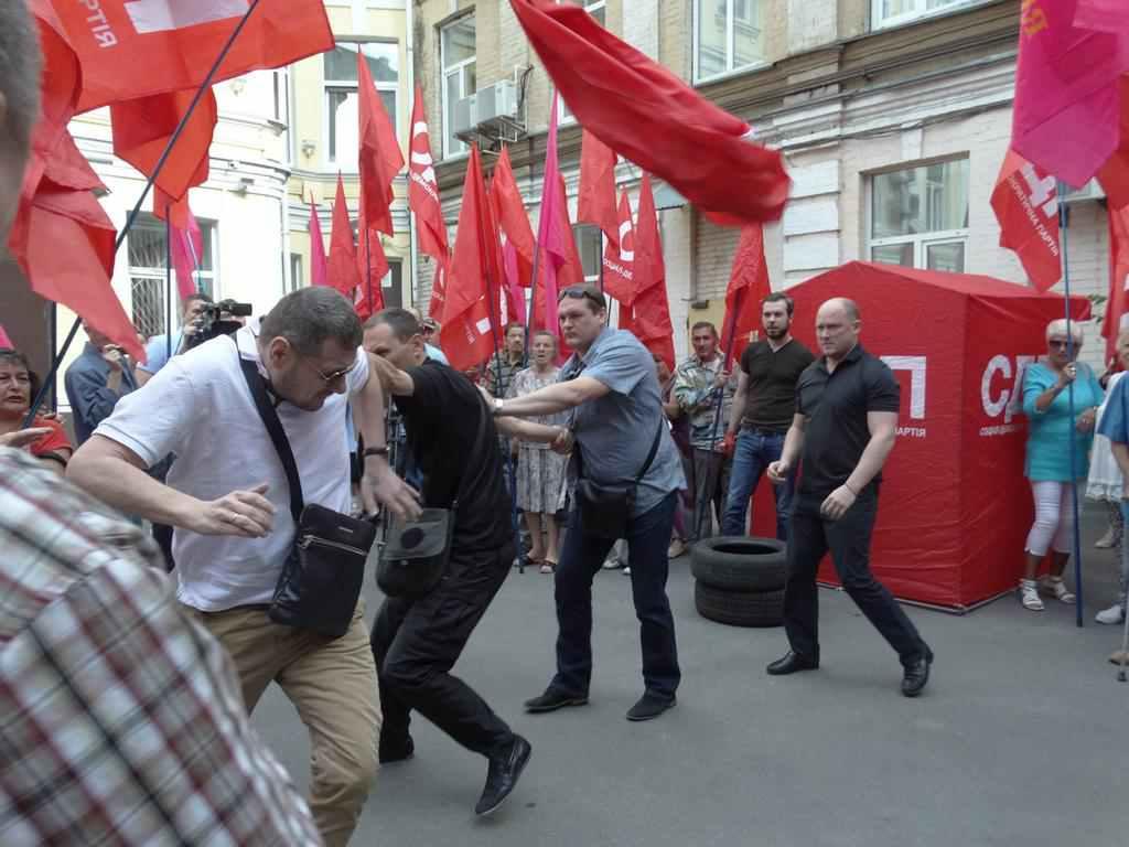 У столиці почубилися два нардепи з Полтавщини