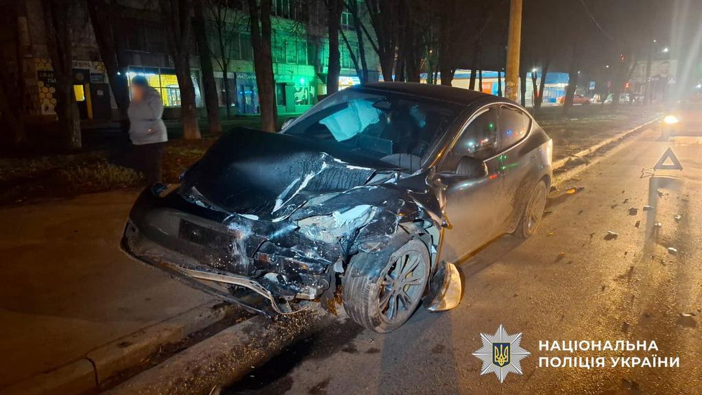 У Полтаві зіткнулися легковики: постраждала водійка та 8-річна дитина