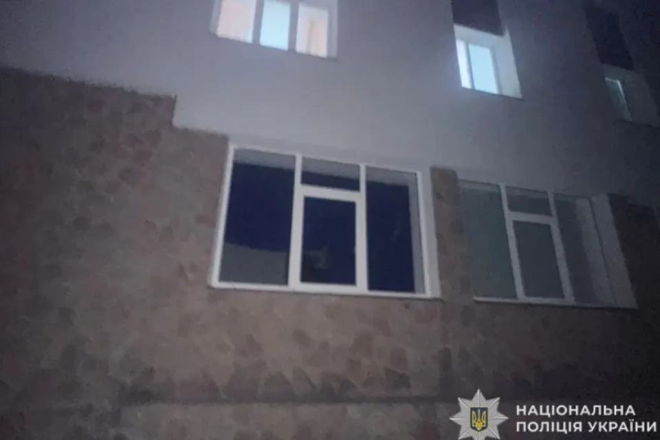 У Полтаві 52-річний чоловік випав з п'ятого поверху