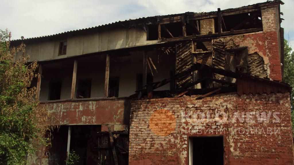 У Полтаві знову горіла будівля колишньої вечірньої школи