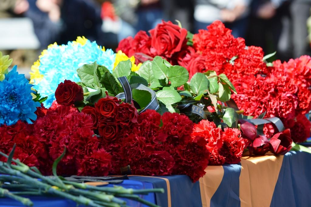 Шишаччина провела в останню путь трьох військовослужбовців