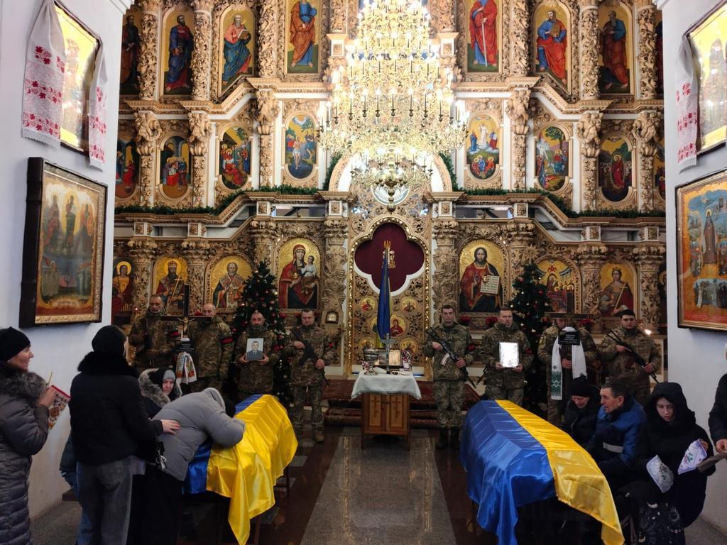 У Полтаві попрощались із двома загиблими Захисниками