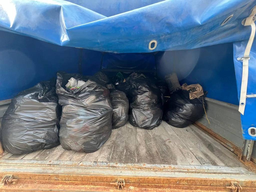 У Полтаві біля готелю «Турист» прибрали і вивезли близько 120 сміттєвих баків