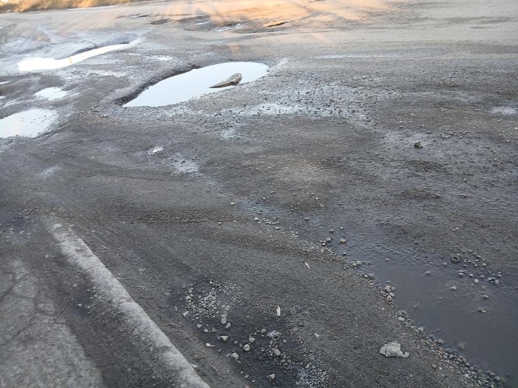 Полтавці звертають увагу на критичний стан дорожнього покриття на вулицях Глібова та Білаша