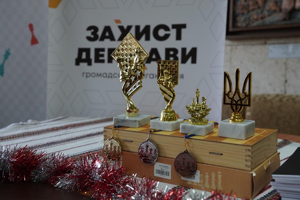 Шахи єднають покоління: у Полтаві відбувся турнір за участі ветеранів і молоді