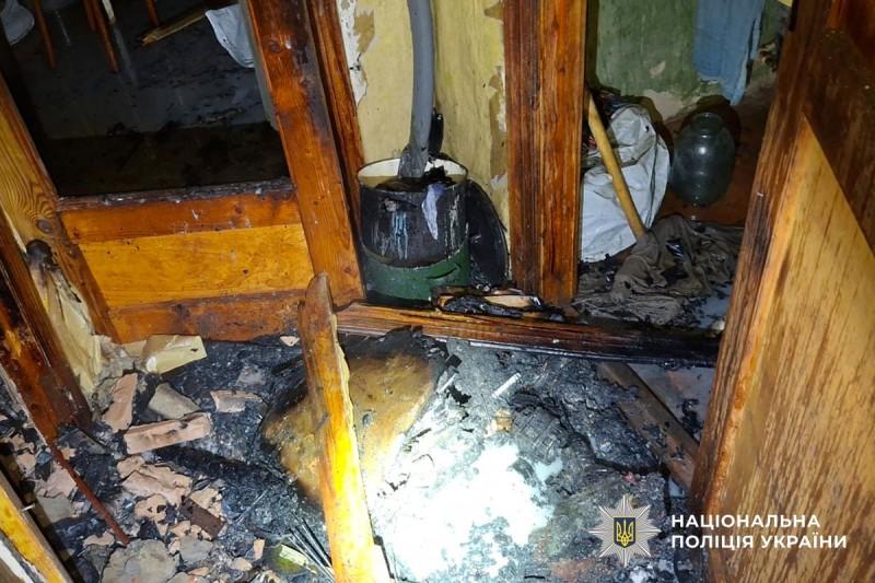У Карлівці в палаючій квартирі загинула жінка