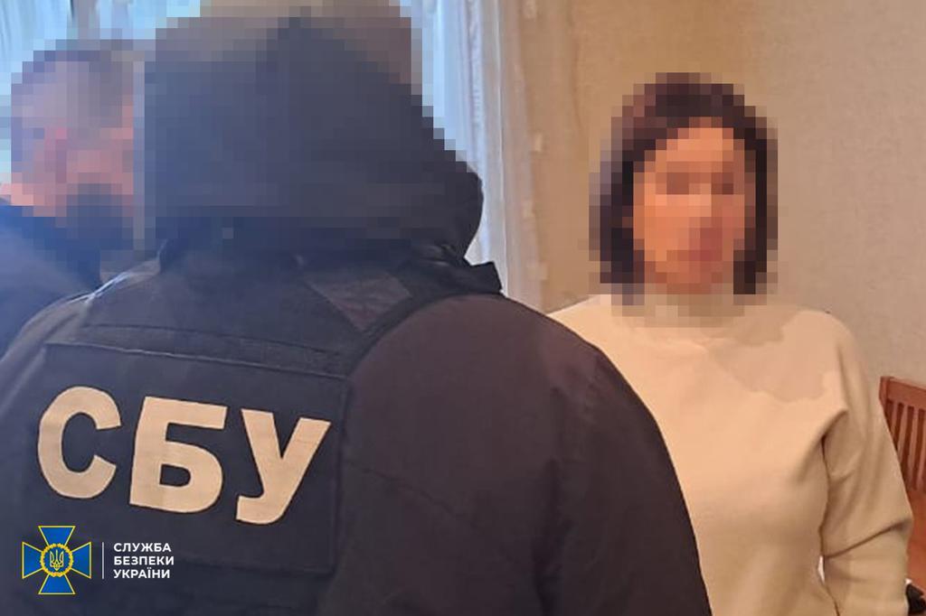 Колаборантка приїхала до Києва по закордонний паспорт для виїзду до ЄС