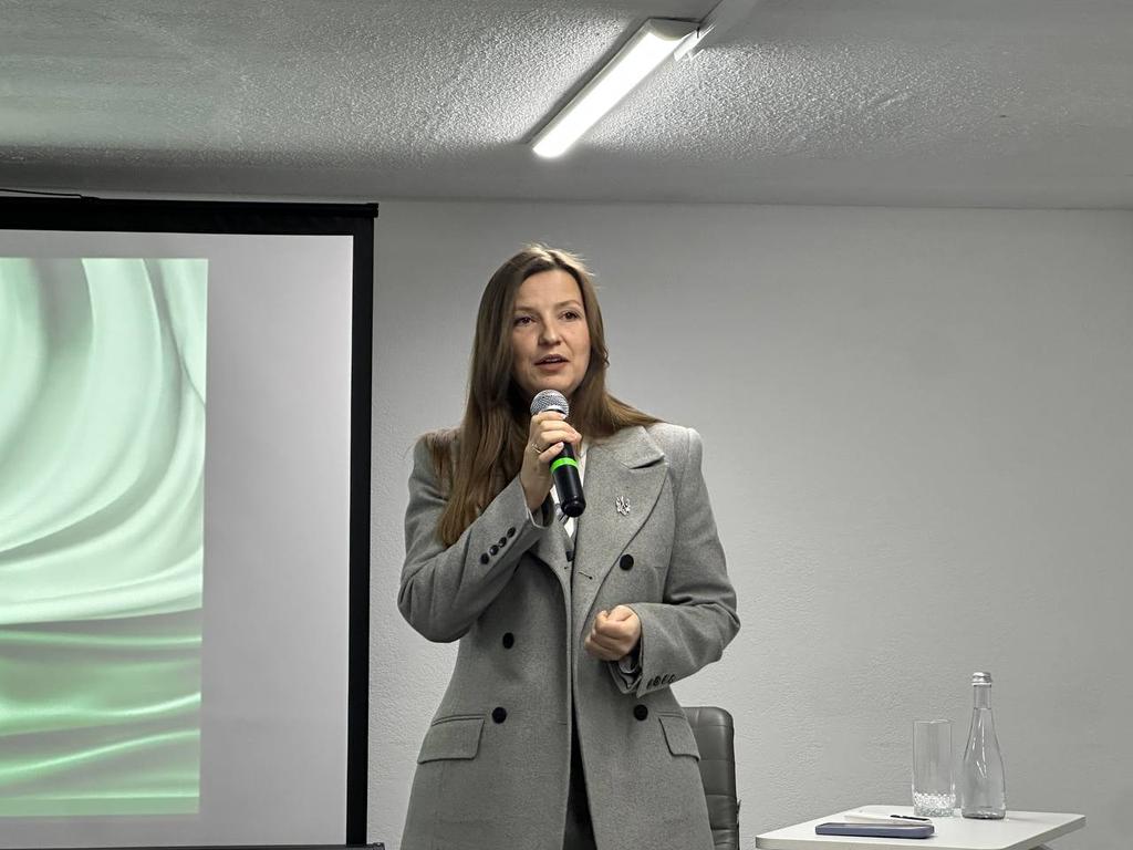 Знову таємно і без деяких журналістів? Очільниця Полтави відзвітувала про свою роботу